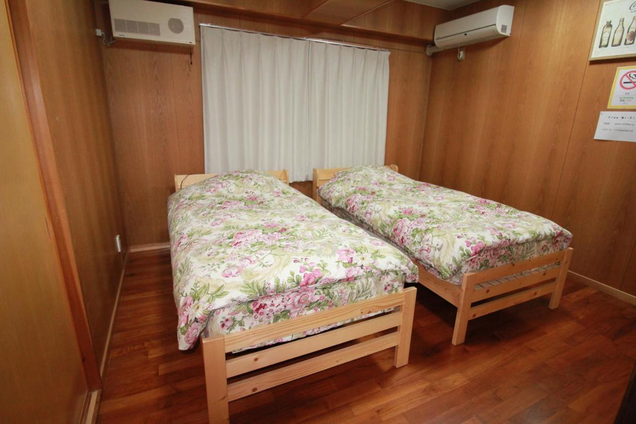 Utopia Mihama Čatan Exteriér fotografie